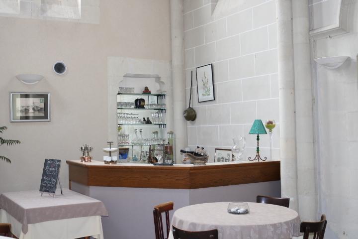 Hotel Logis Le Port Saint Aubin à Morannes sur Sarthe-Daumeray Extérieur photo