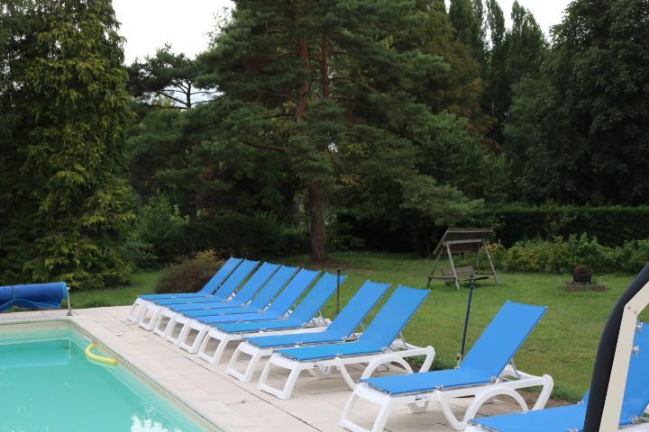 Hotel Logis Le Port Saint Aubin à Morannes sur Sarthe-Daumeray Extérieur photo