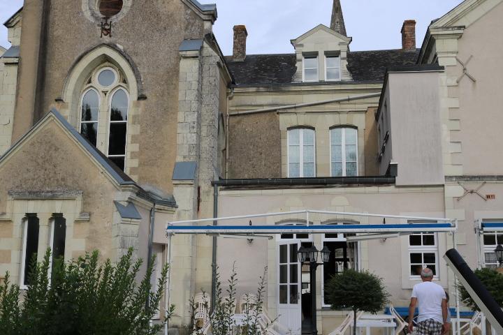 Hotel Logis Le Port Saint Aubin à Morannes sur Sarthe-Daumeray Extérieur photo